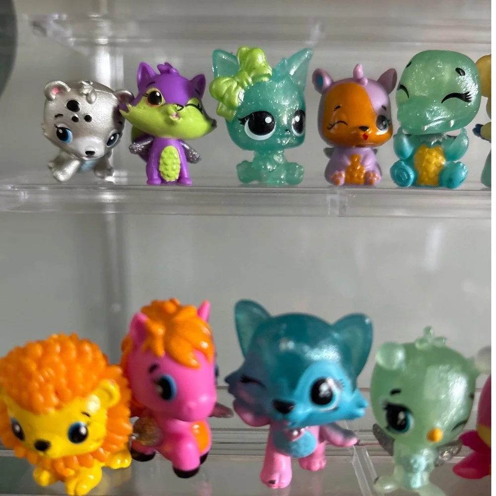 Hatchimals CollEGGtibles Lot of 30‎ Mixed Series Mini Figures Glitter Wings Rare